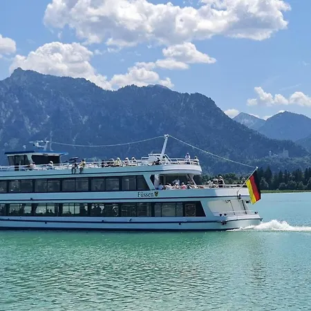 Alpina Zon-appartement Met Xl-terras Holiday home